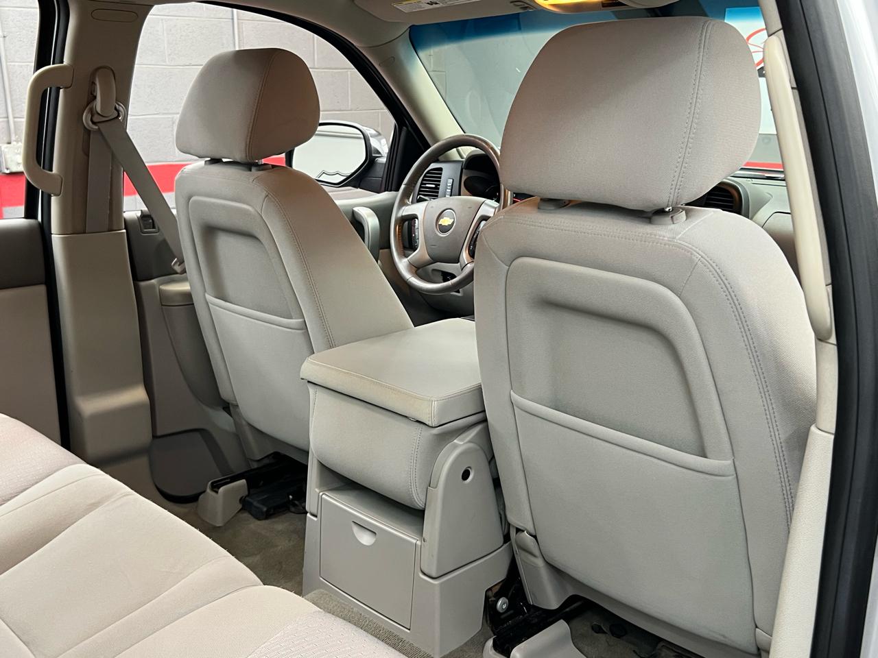 Chevrolet Silverado 1500 LT Crew Cab 2WD 2012
