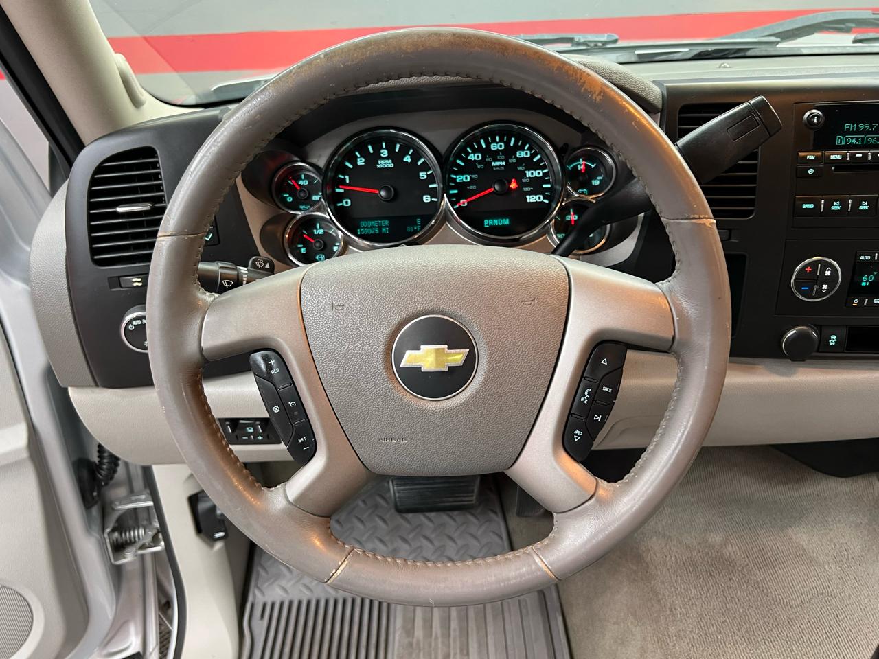 Chevrolet Silverado 1500 LT Crew Cab 2WD 2012
