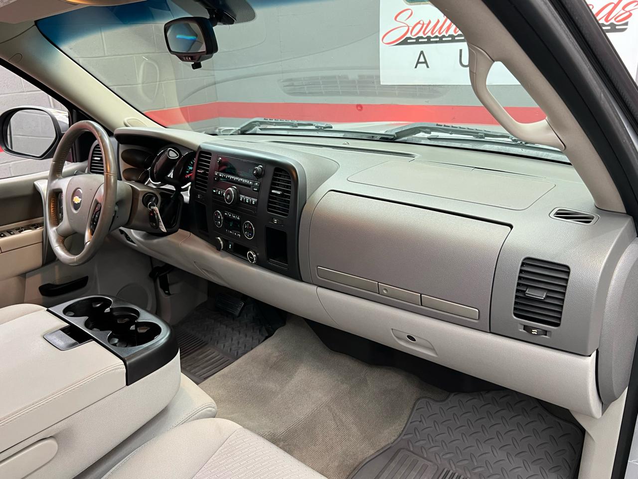 Chevrolet Silverado 1500 LT Crew Cab 2WD 2012