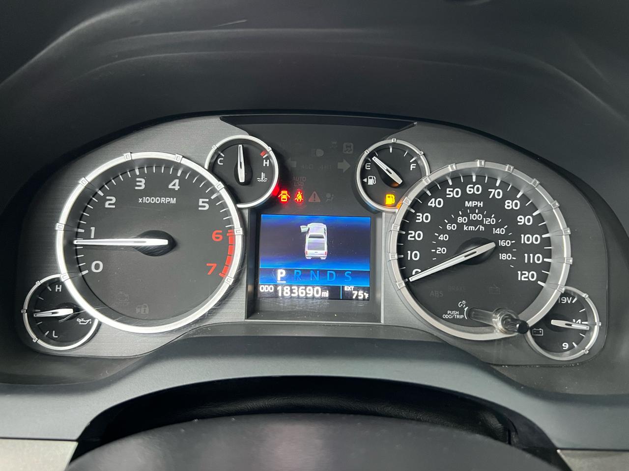 Toyota Tundra SR5 5.7L V8 FFV CrewMax 4WD 2016
