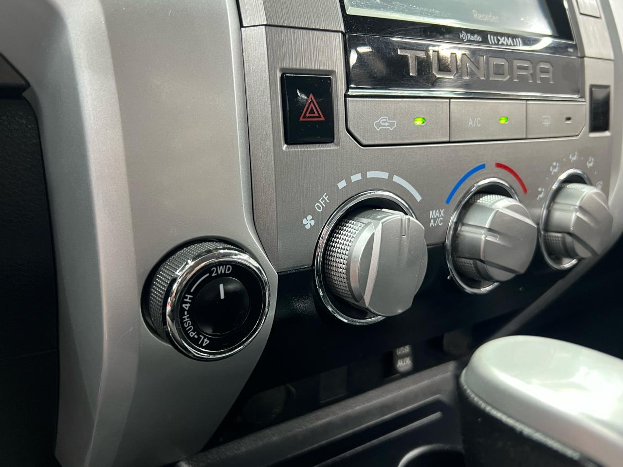 Toyota Tundra SR5 5.7L V8 FFV CrewMax 4WD 2016