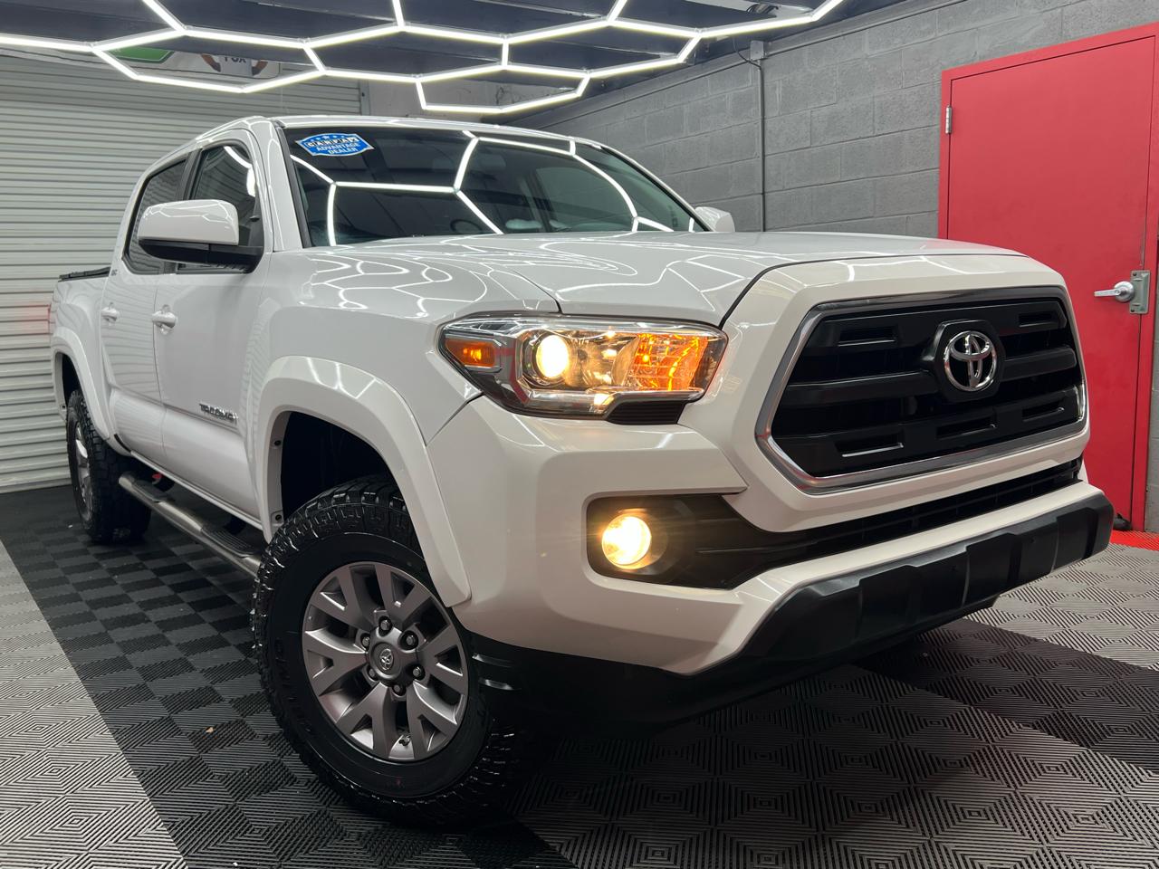 Toyota Tacoma  2016