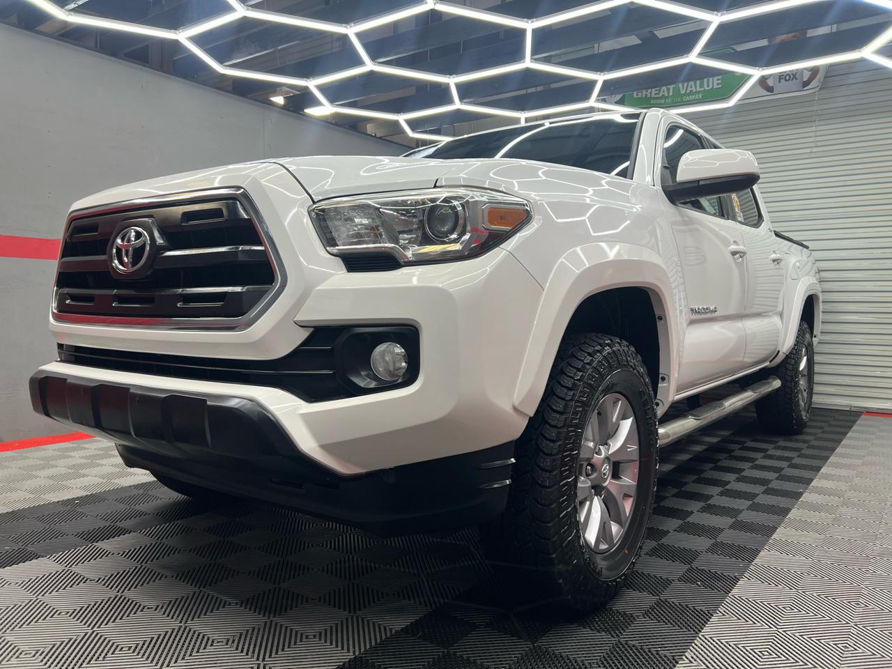 Toyota Tacoma  2016