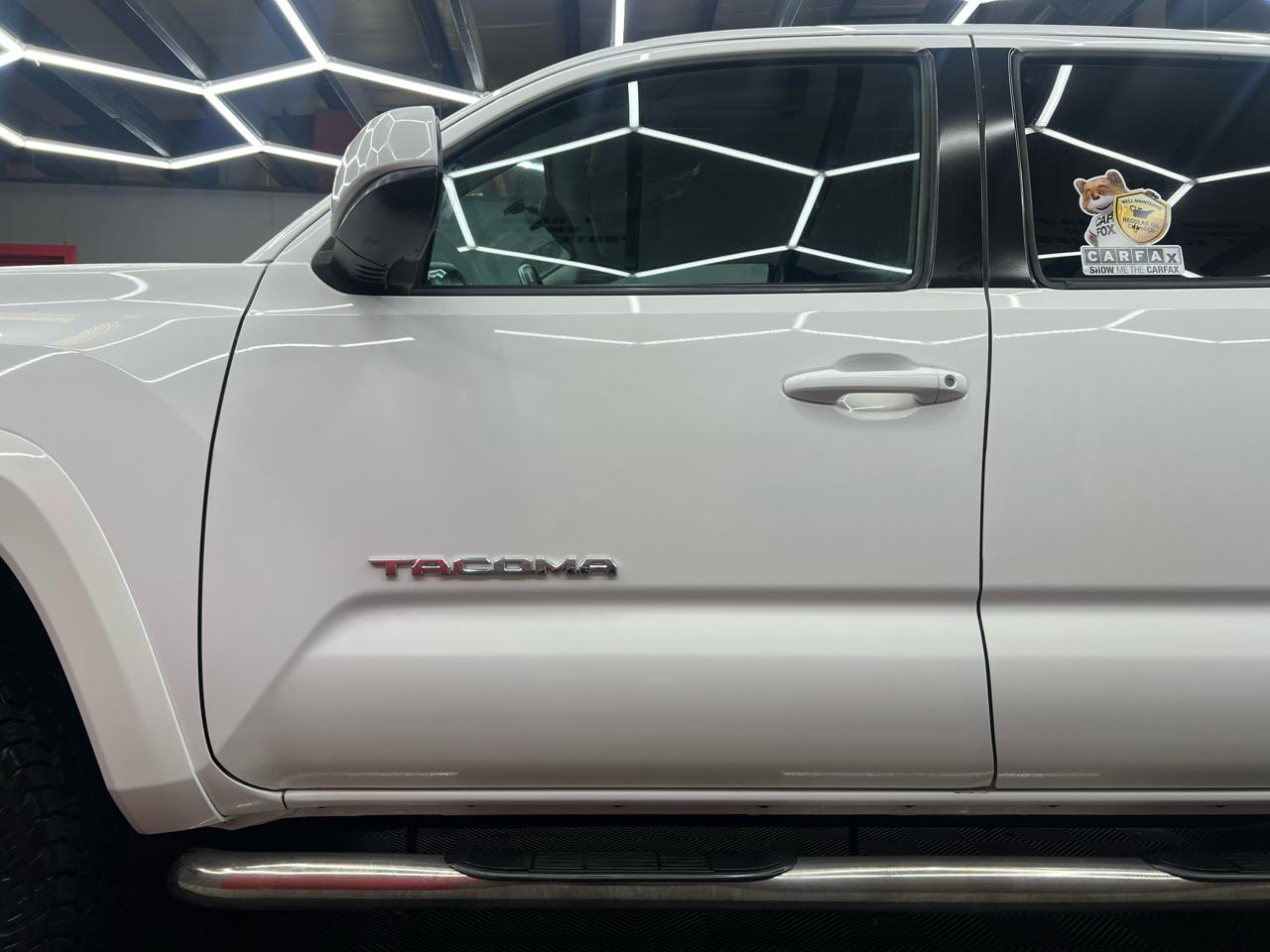 Toyota Tacoma  2016