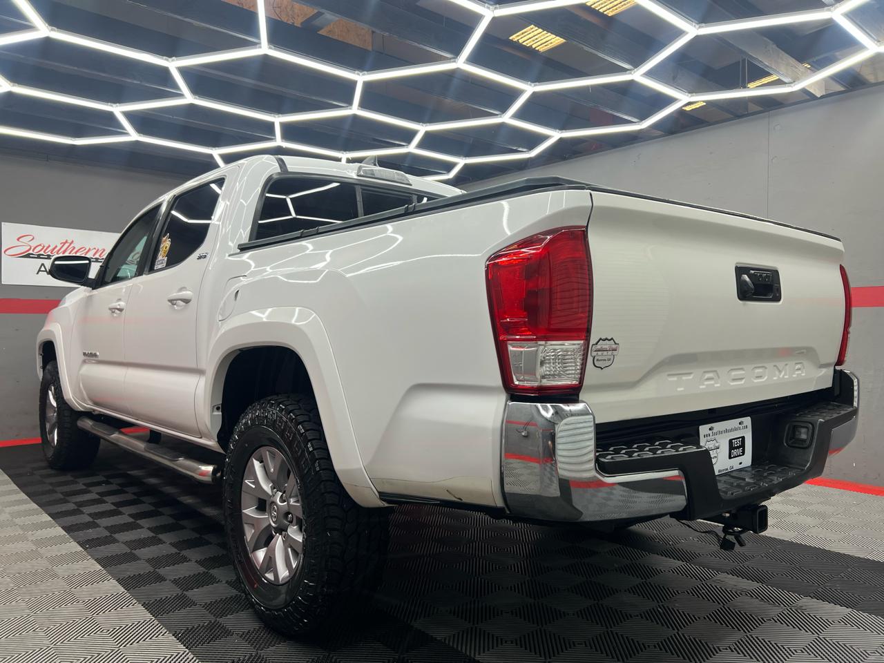 Toyota Tacoma  2016