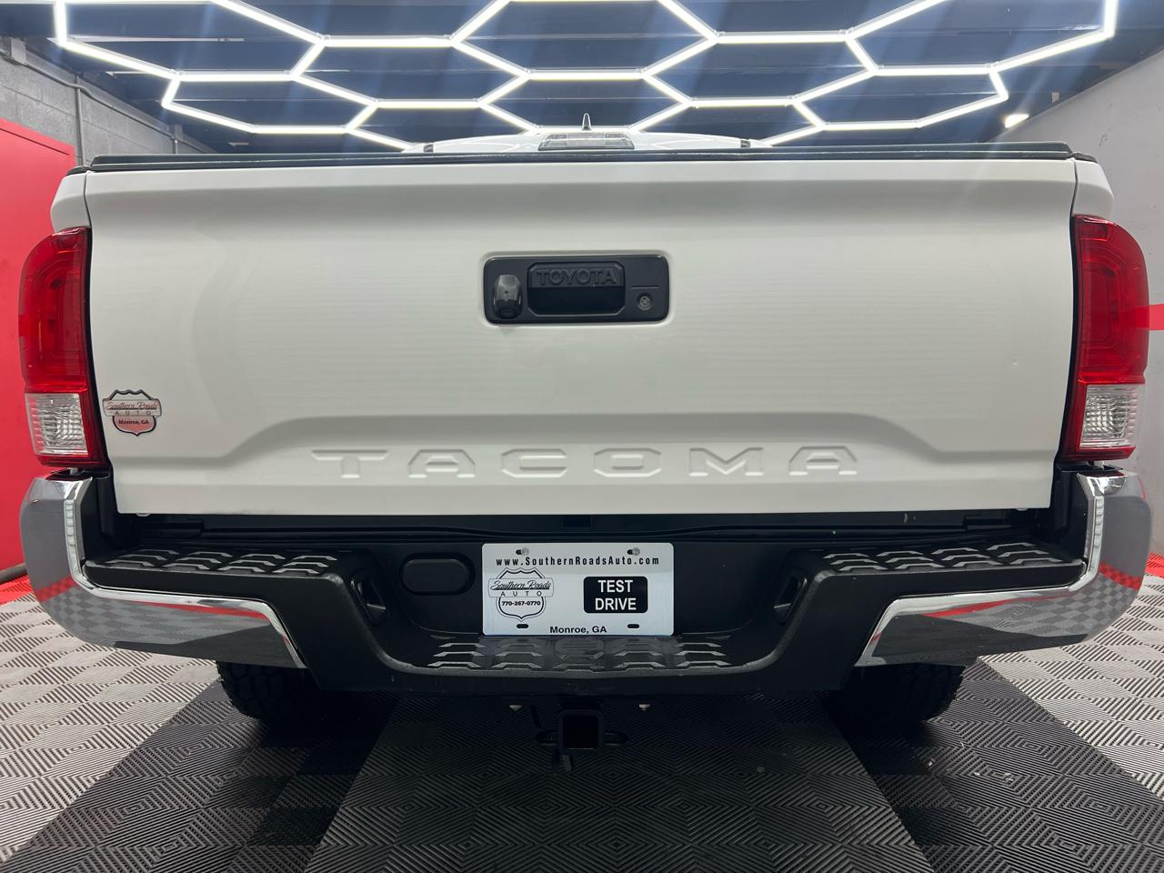 Toyota Tacoma  2016