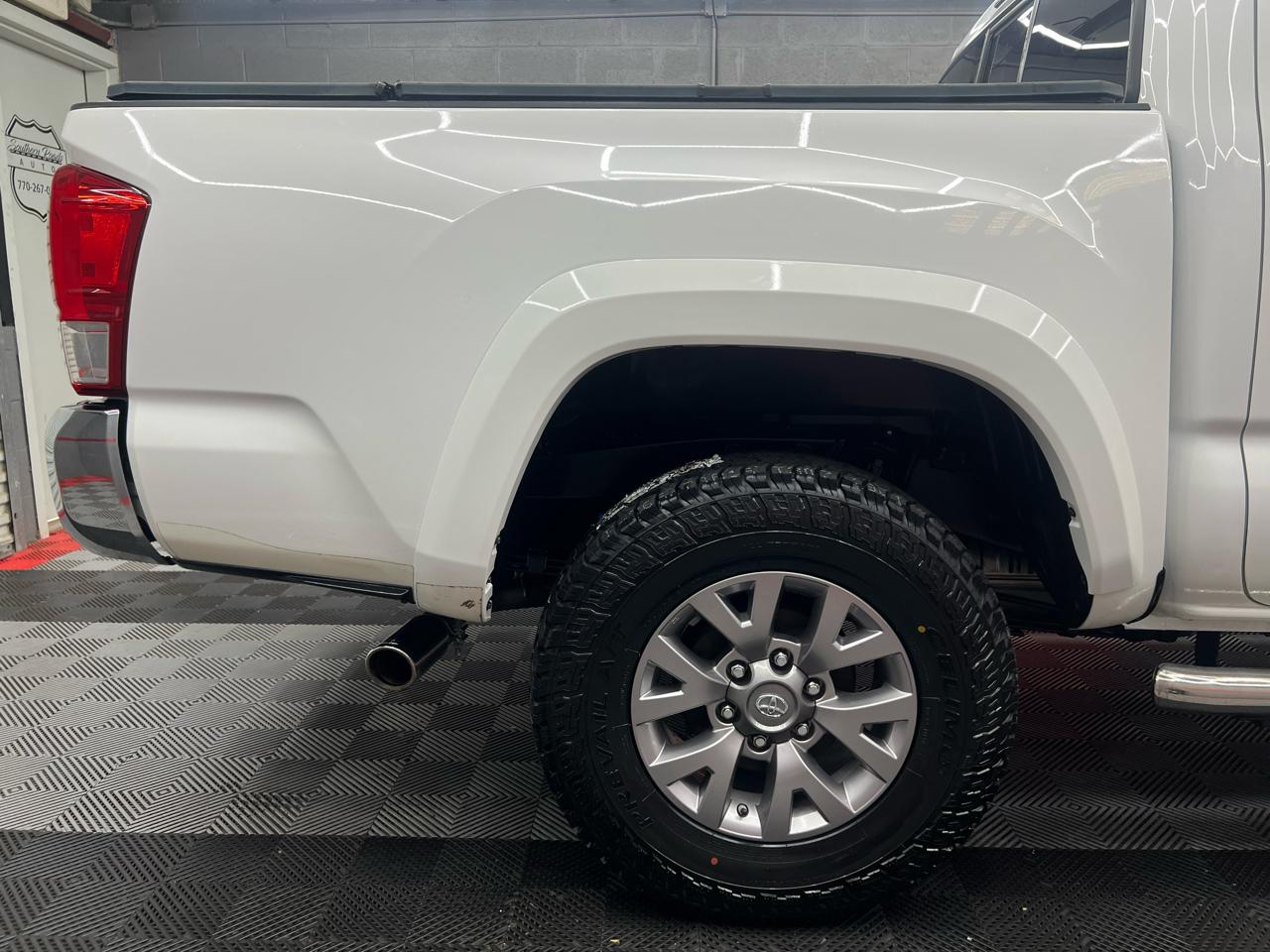 Toyota Tacoma  2016