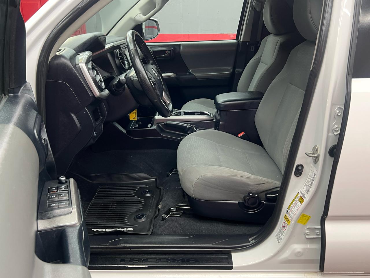 Toyota Tacoma  2016