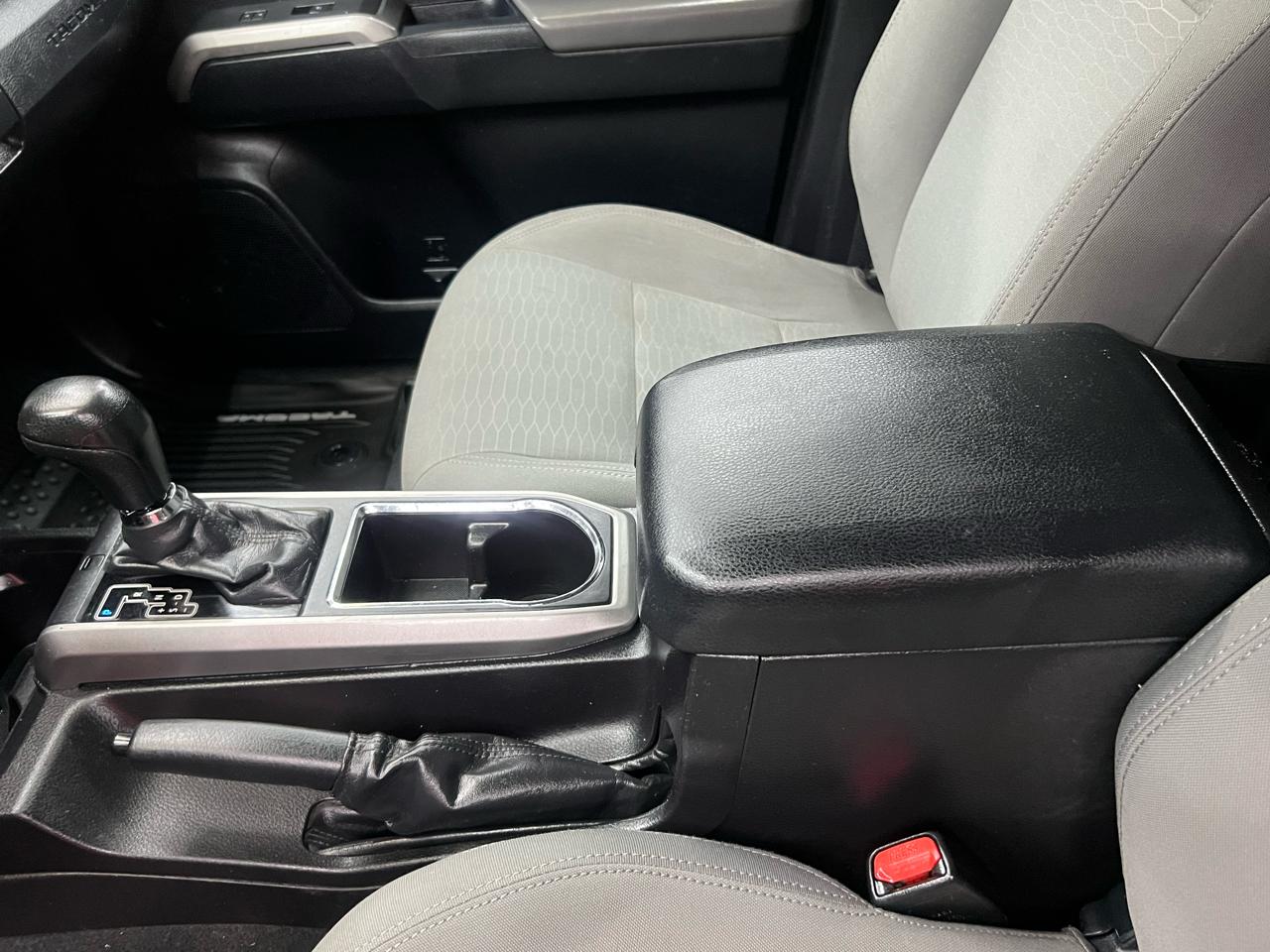 Toyota Tacoma  2016