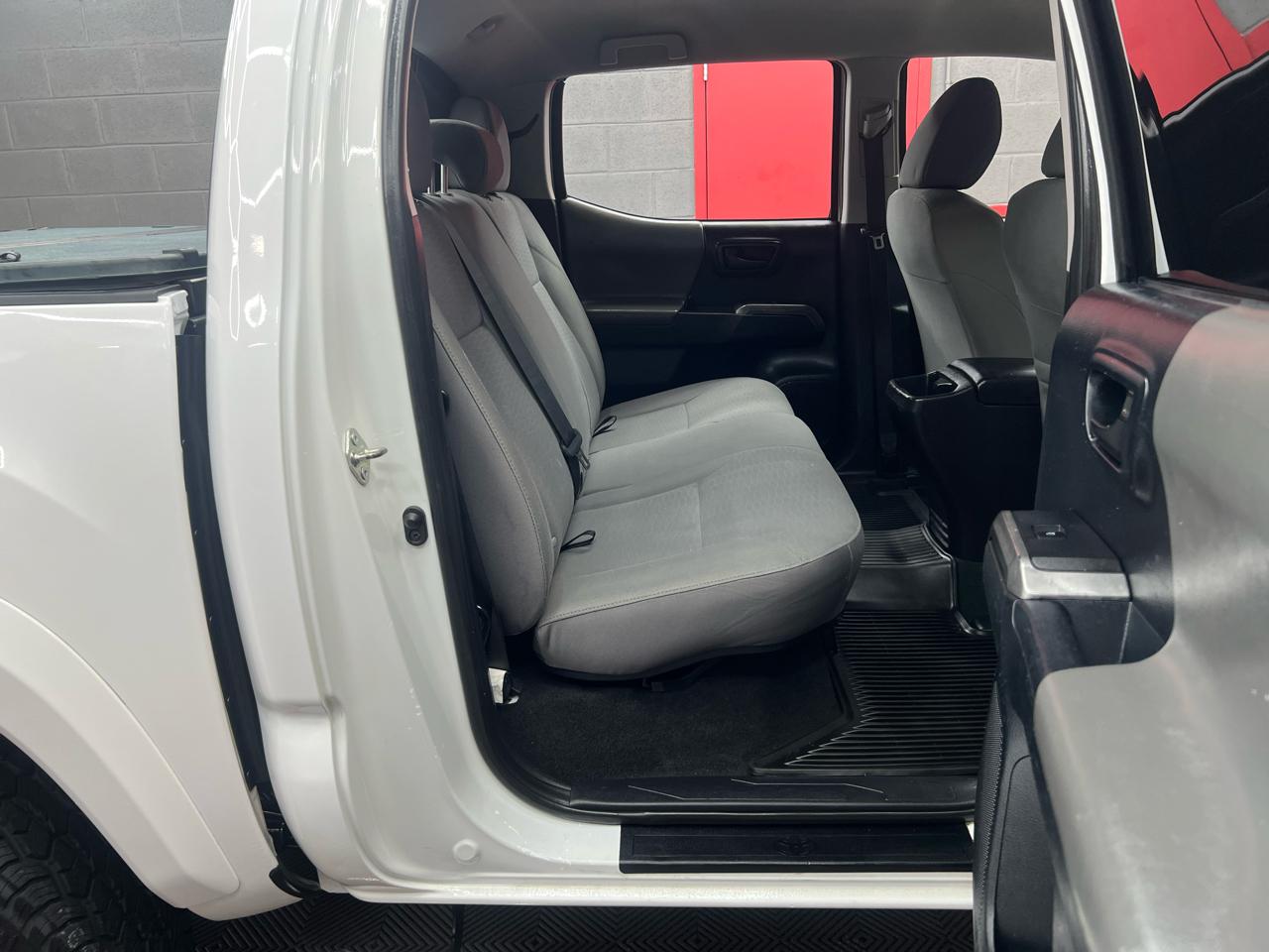 Toyota Tacoma  2016