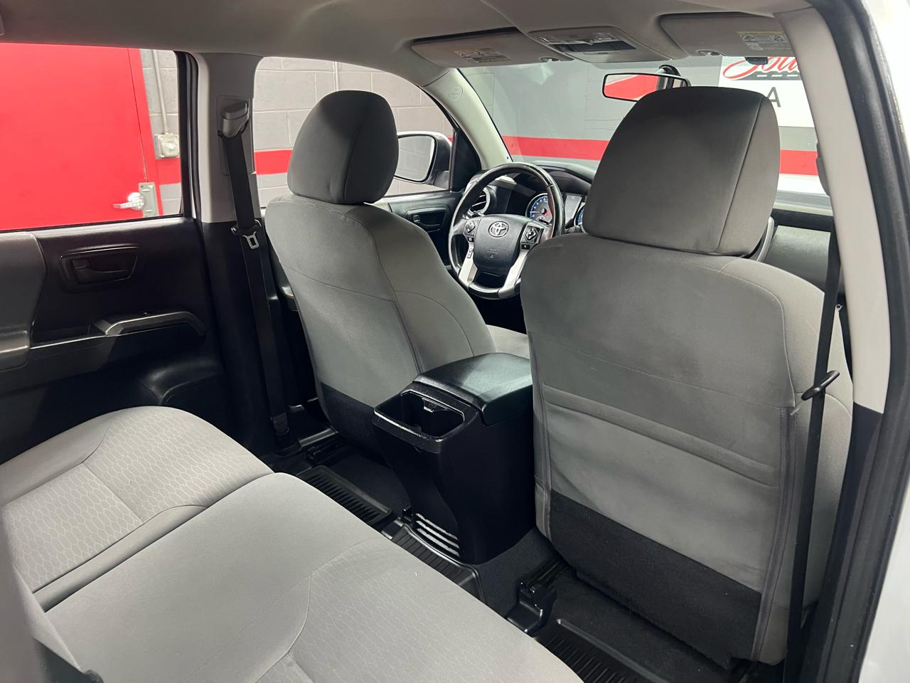 Toyota Tacoma  2016