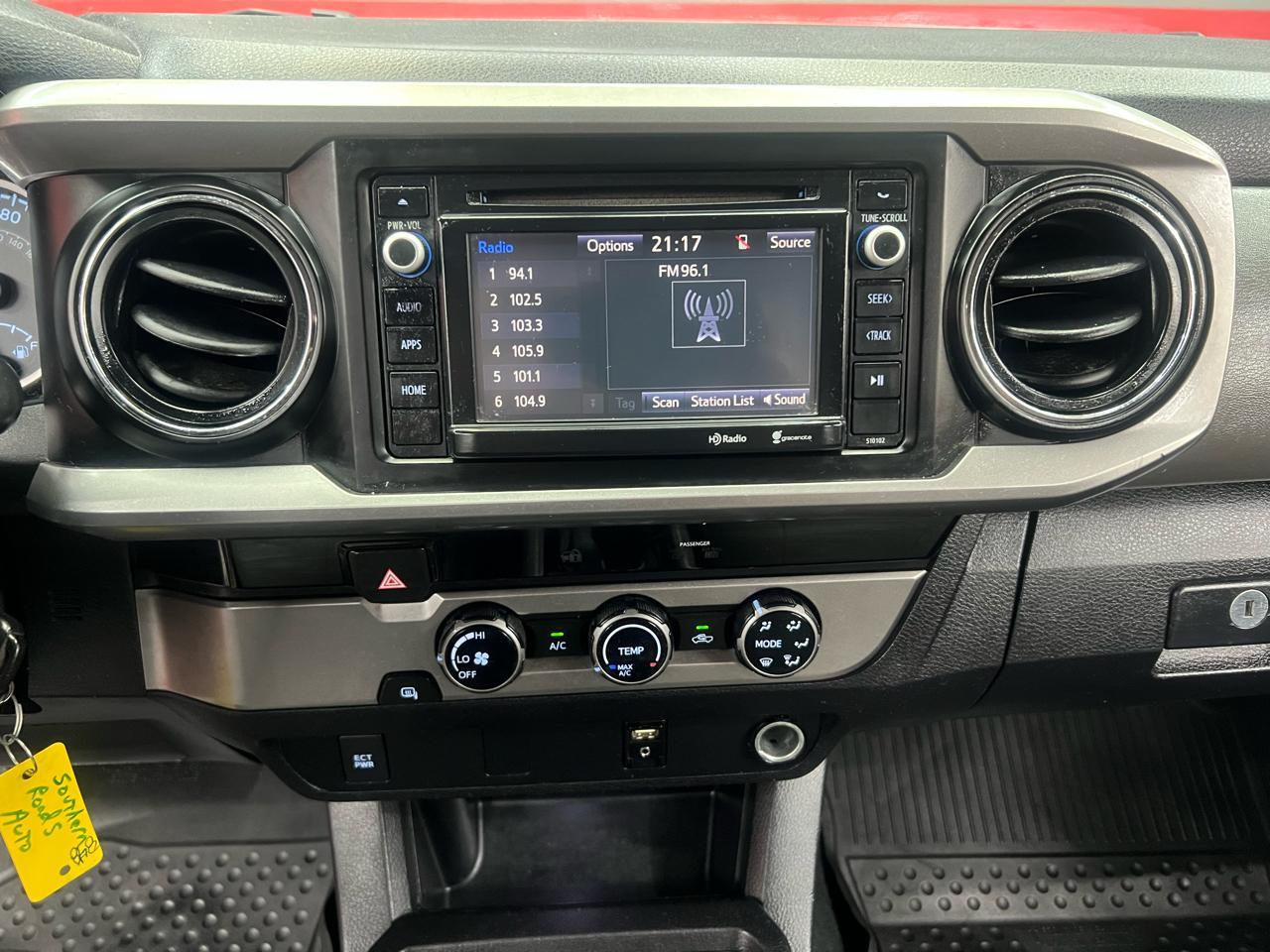 Toyota Tacoma  2016