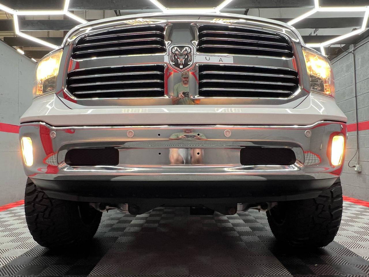 RAM 1500 SLT Crew Cab SWB 4WD 2016