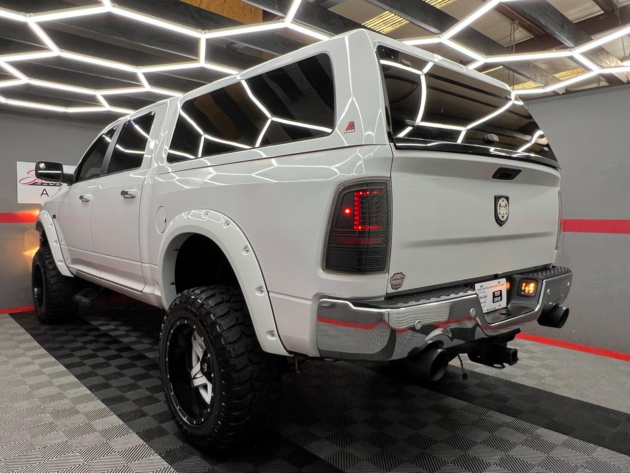 RAM 1500 SLT Crew Cab SWB 4WD 2016
