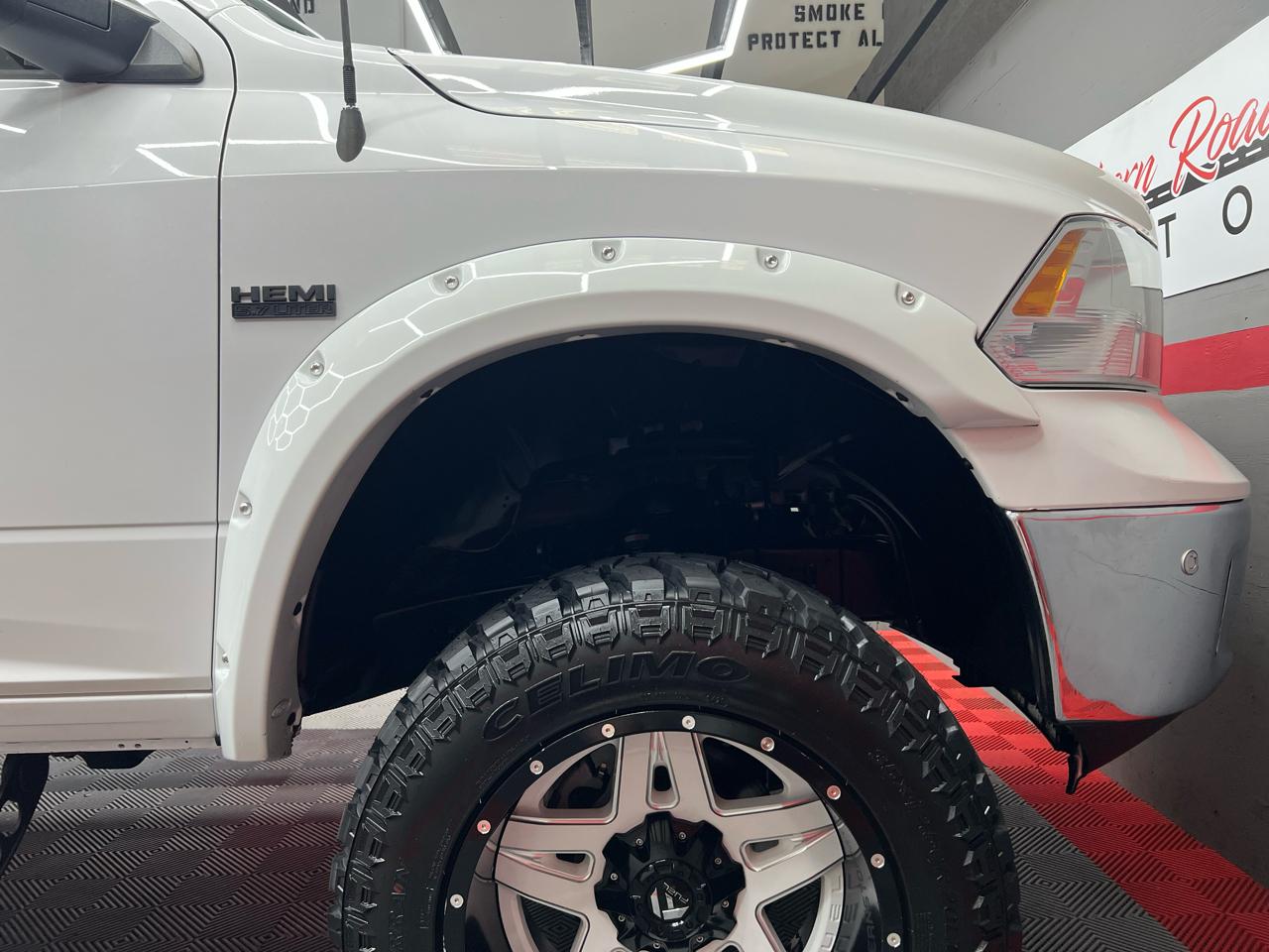 RAM 1500 SLT Crew Cab SWB 4WD 2016