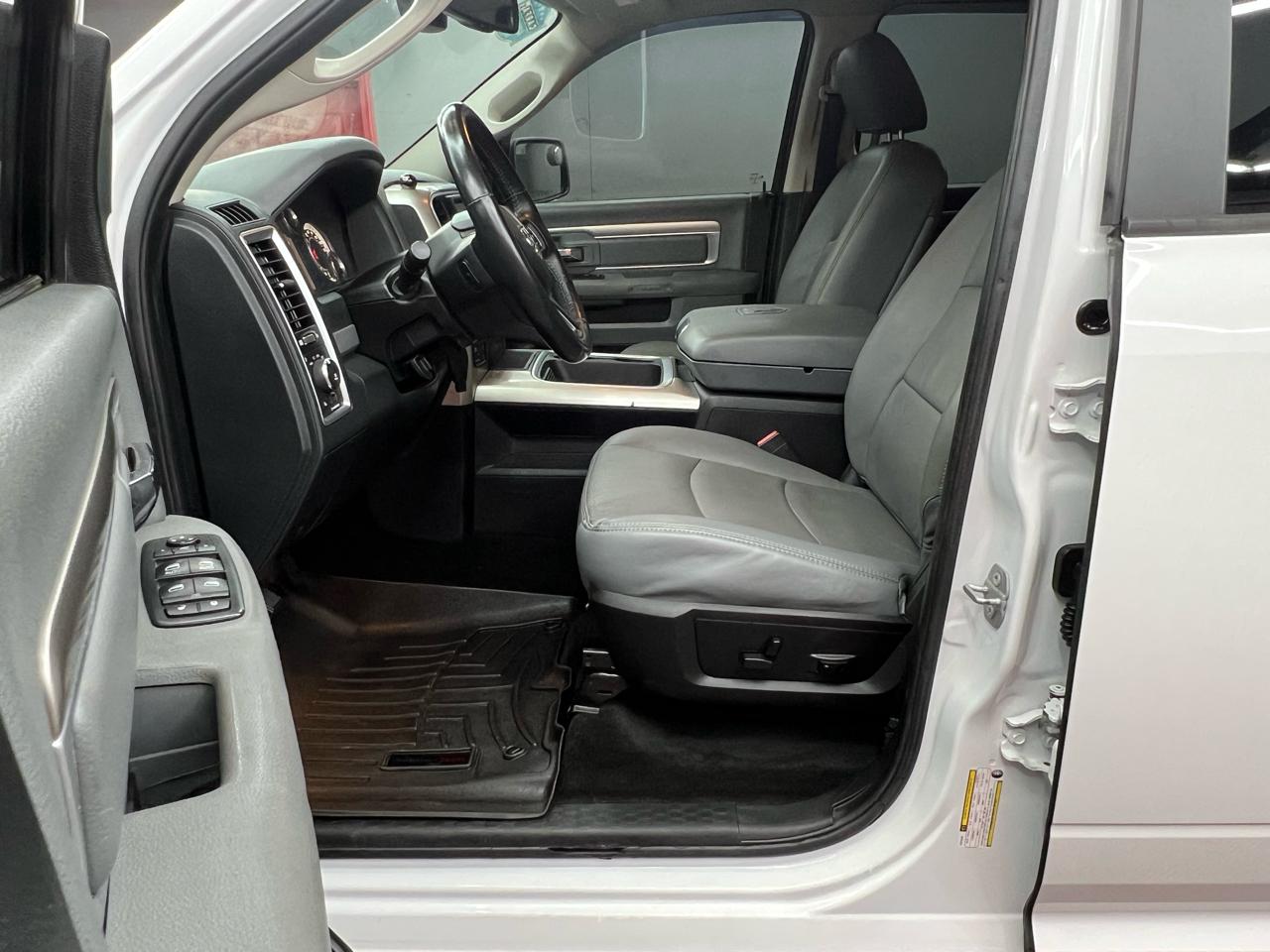 RAM 1500 SLT Crew Cab SWB 4WD 2016