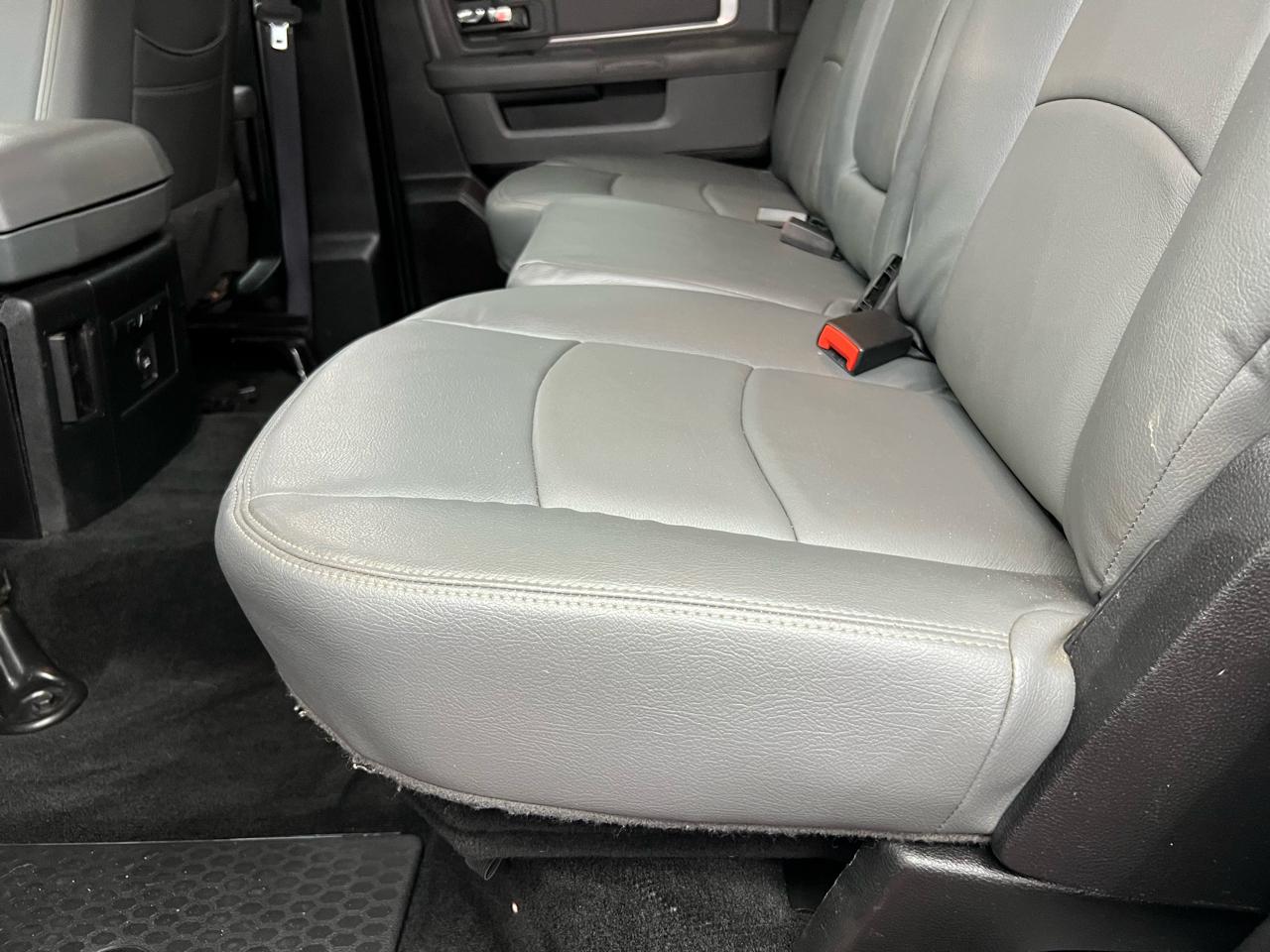 RAM 1500 SLT Crew Cab SWB 4WD 2016