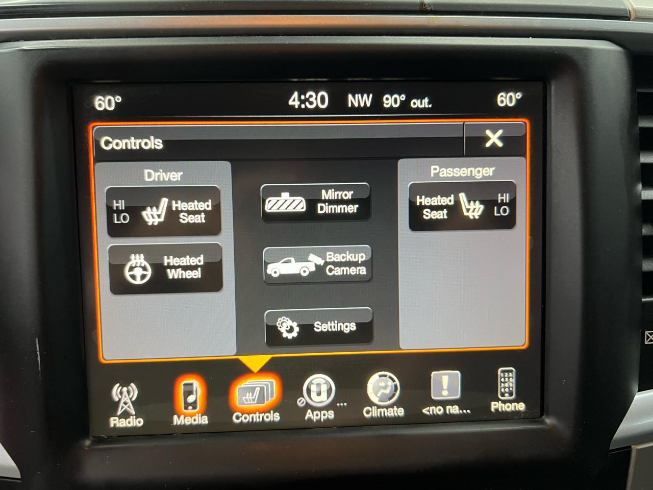 RAM 1500 SLT Crew Cab SWB 4WD 2016