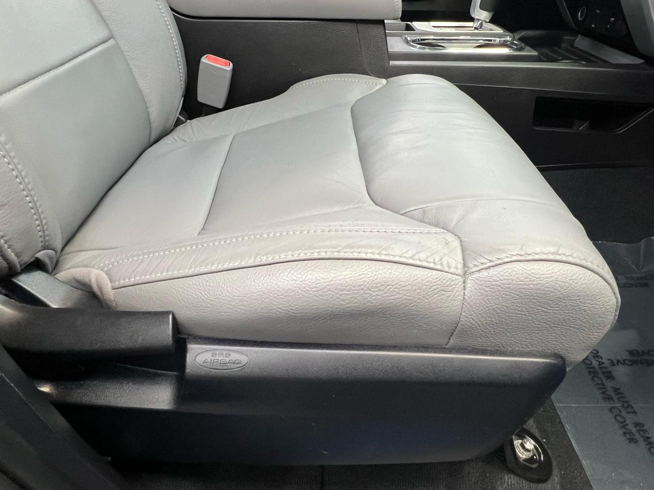 Toyota Tundra Limited 5.7L FFV CrewMax 4WD 2016