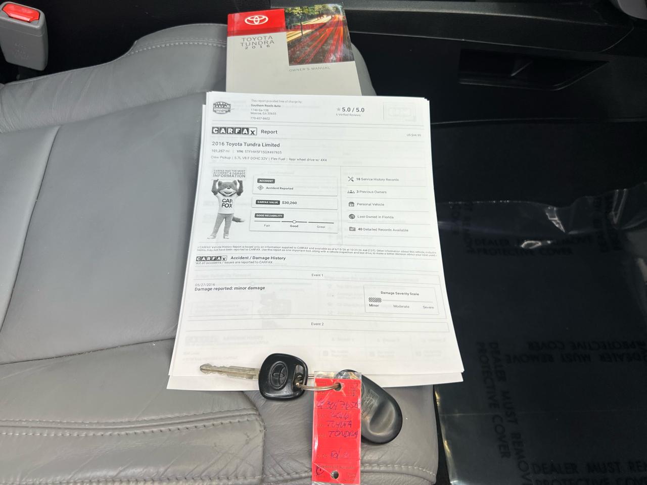 Toyota Tundra Limited 5.7L FFV CrewMax 4WD 2016