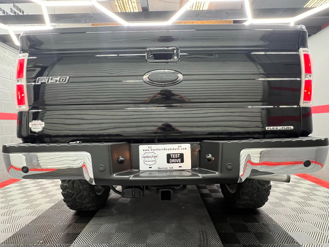 Ford F-150 4WD SuperCrew 150" Lariat 2011