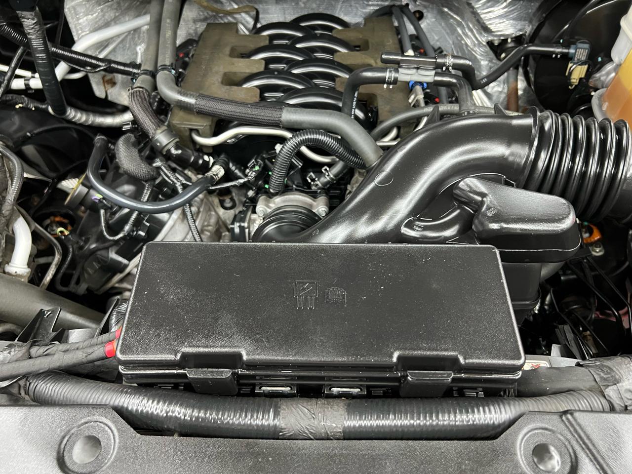 Ford F-150 4WD SuperCrew 150" Lariat 2011