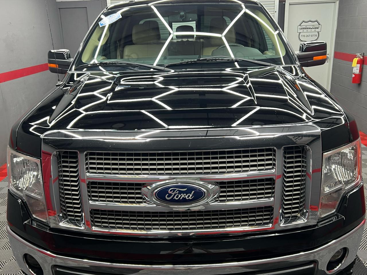 Ford F-150 4WD SuperCrew 150" Lariat 2011