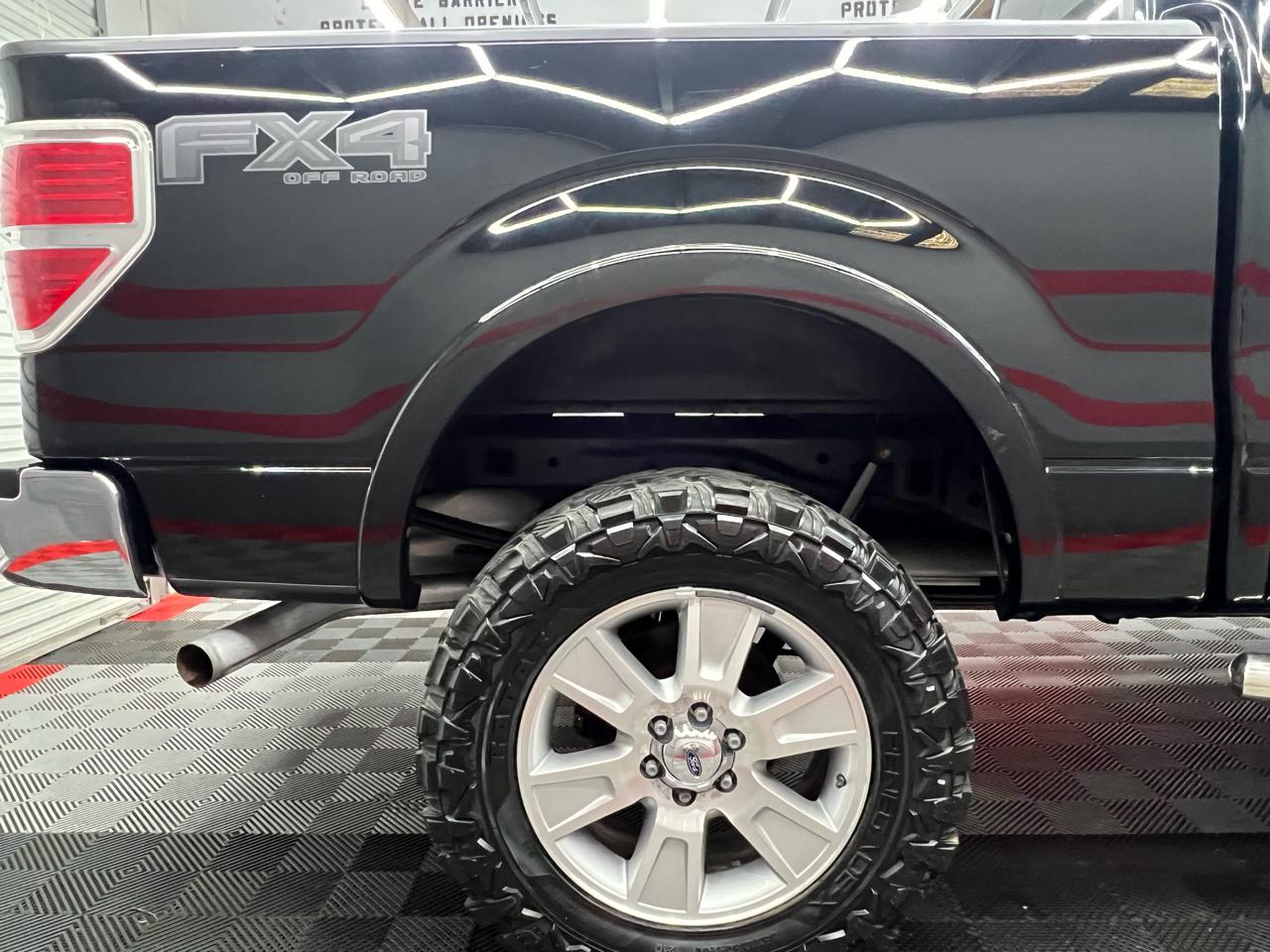 Ford F-150 4WD SuperCrew 150" Lariat 2011