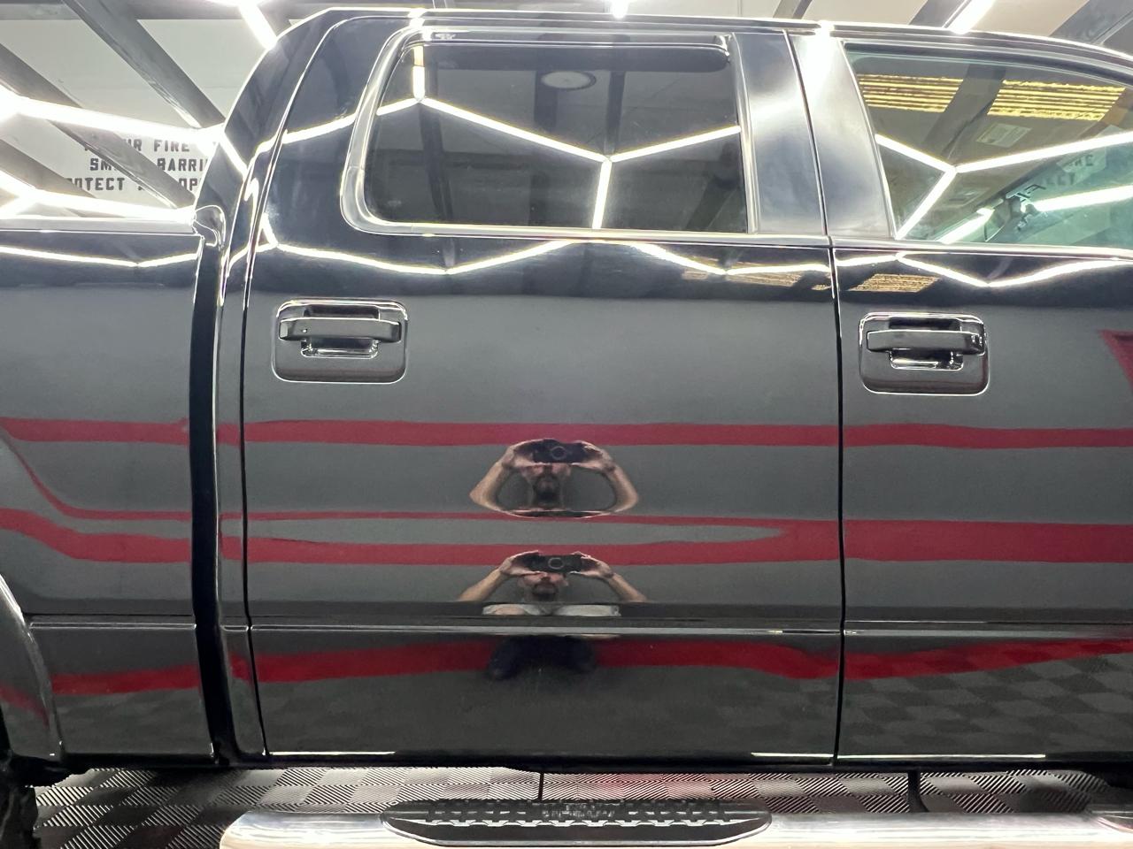 Ford F-150 4WD SuperCrew 150" Lariat 2011