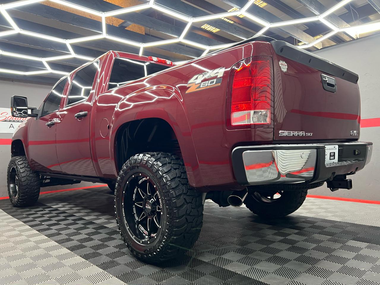 GMC Sierra 1500 SLT Crew Cab 4WD 2013