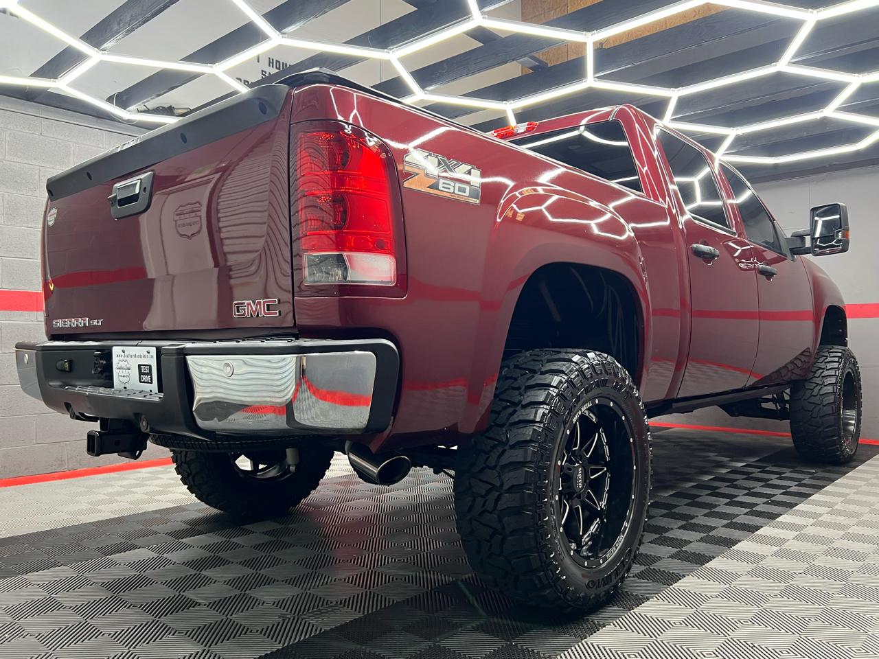 GMC Sierra 1500 SLT Crew Cab 4WD 2013