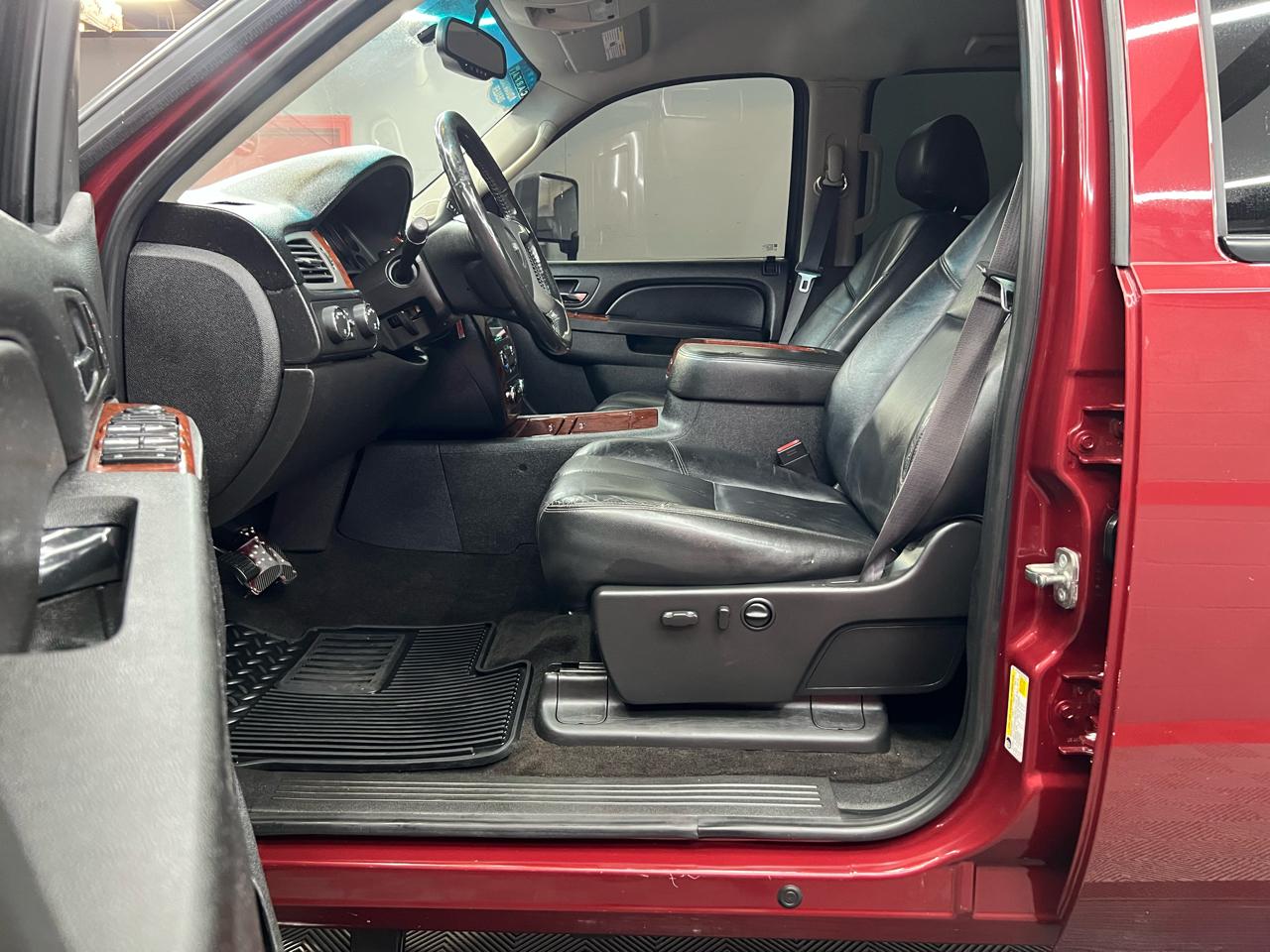 GMC Sierra 1500 SLT Crew Cab 4WD 2013