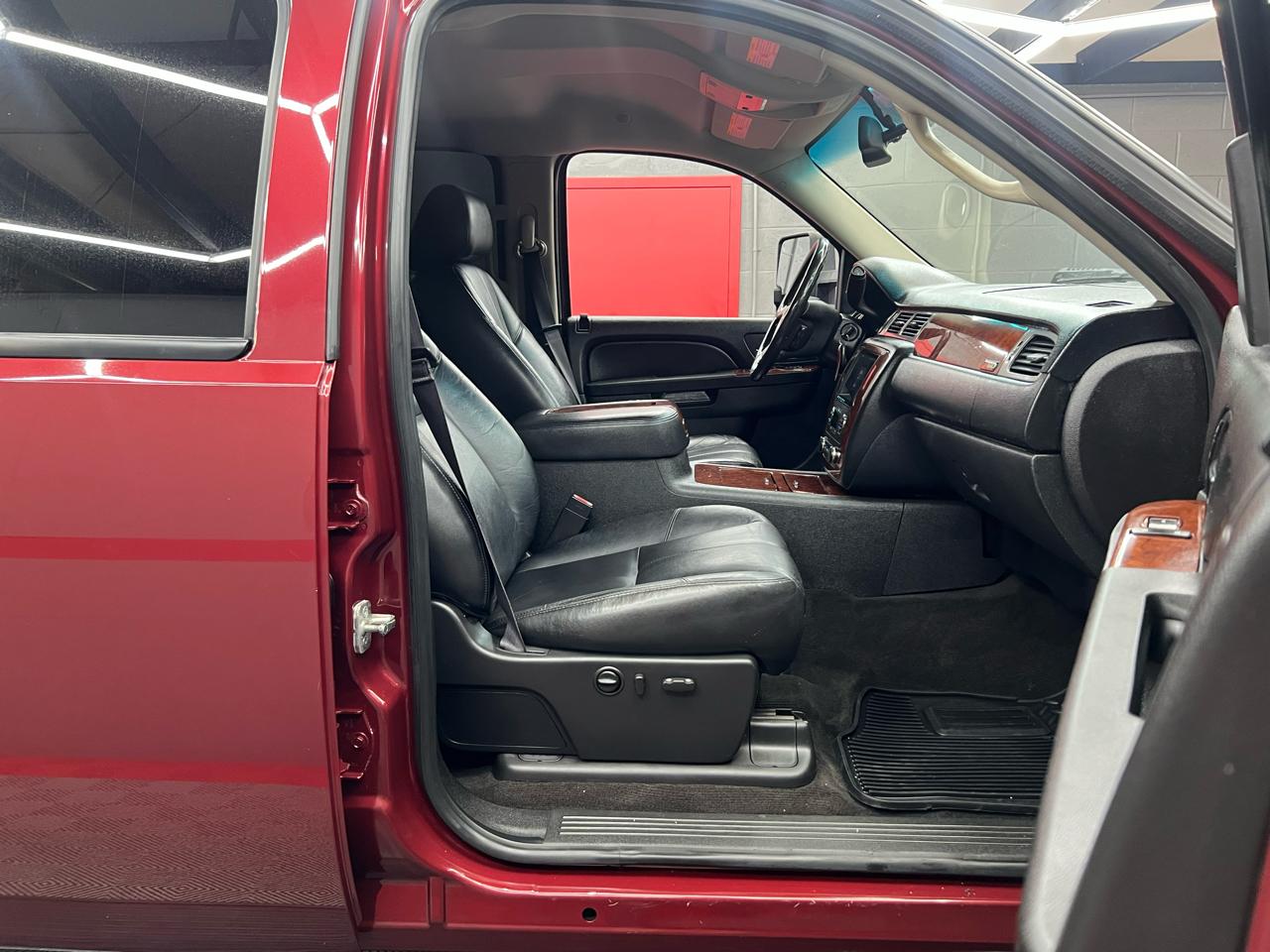 GMC Sierra 1500 SLT Crew Cab 4WD 2013