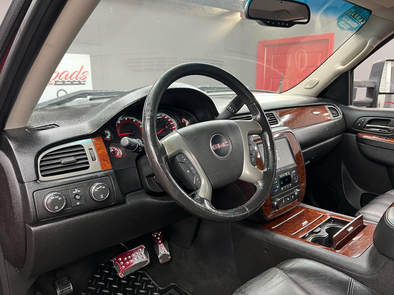 GMC Sierra 1500 SLT Crew Cab 4WD 2013