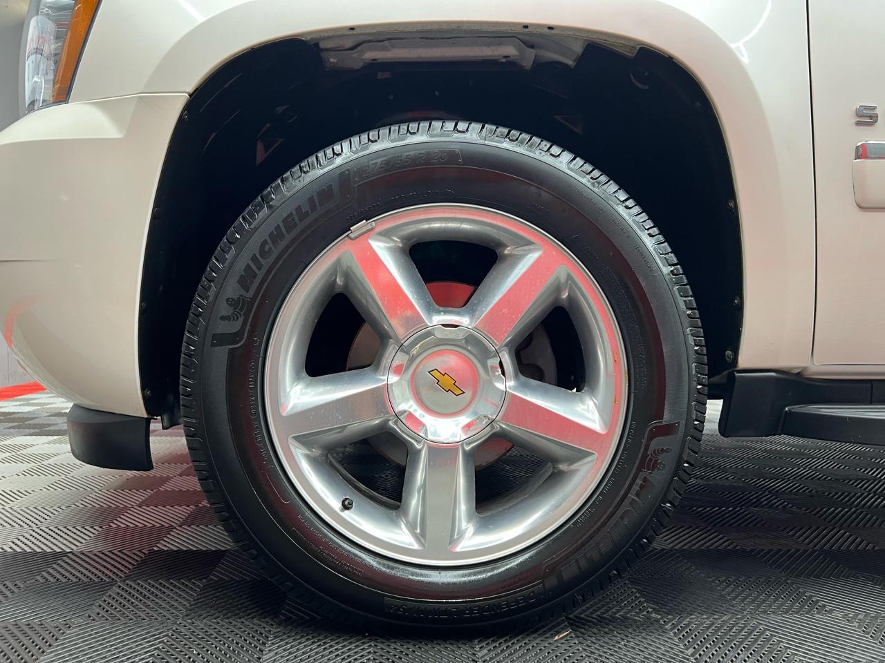 Chevrolet Suburban LTZ 1500 4WD 2012