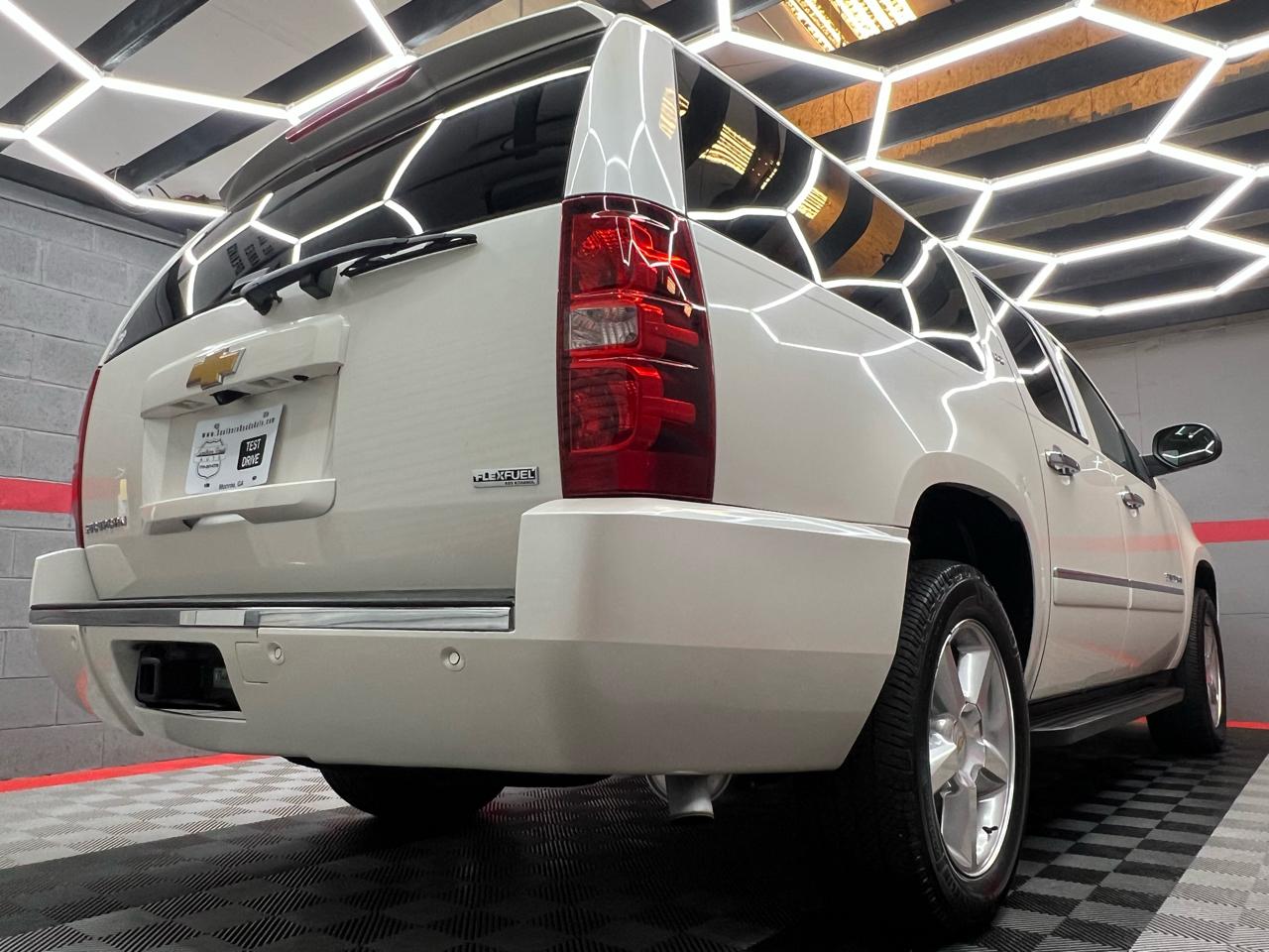 Chevrolet Suburban LTZ 1500 4WD 2012