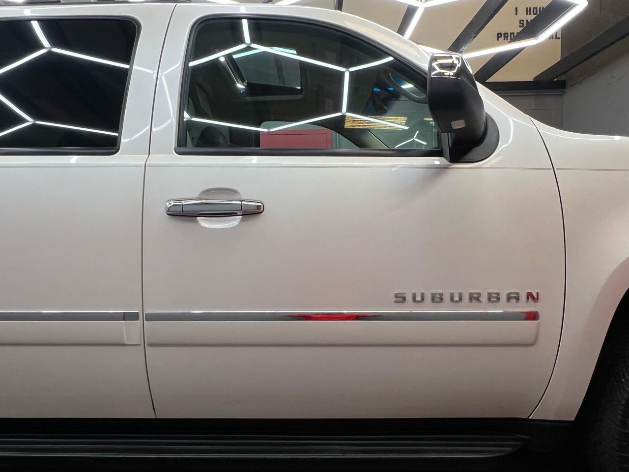 Chevrolet Suburban LTZ 1500 4WD 2012