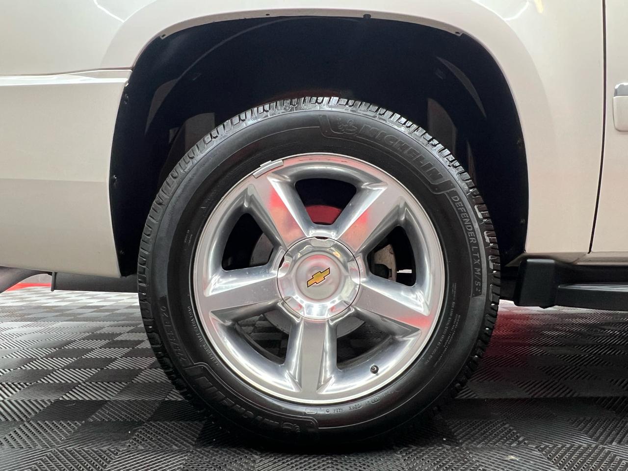 Chevrolet Suburban LTZ 1500 4WD 2012