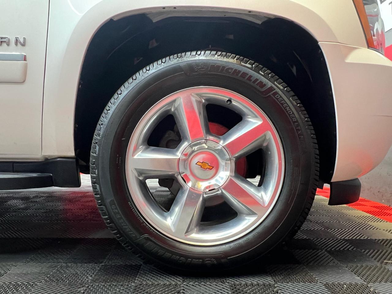 Chevrolet Suburban LTZ 1500 4WD 2012