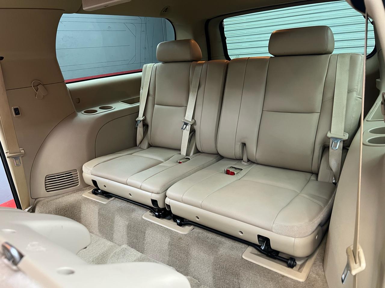 Chevrolet Suburban LTZ 1500 4WD 2012