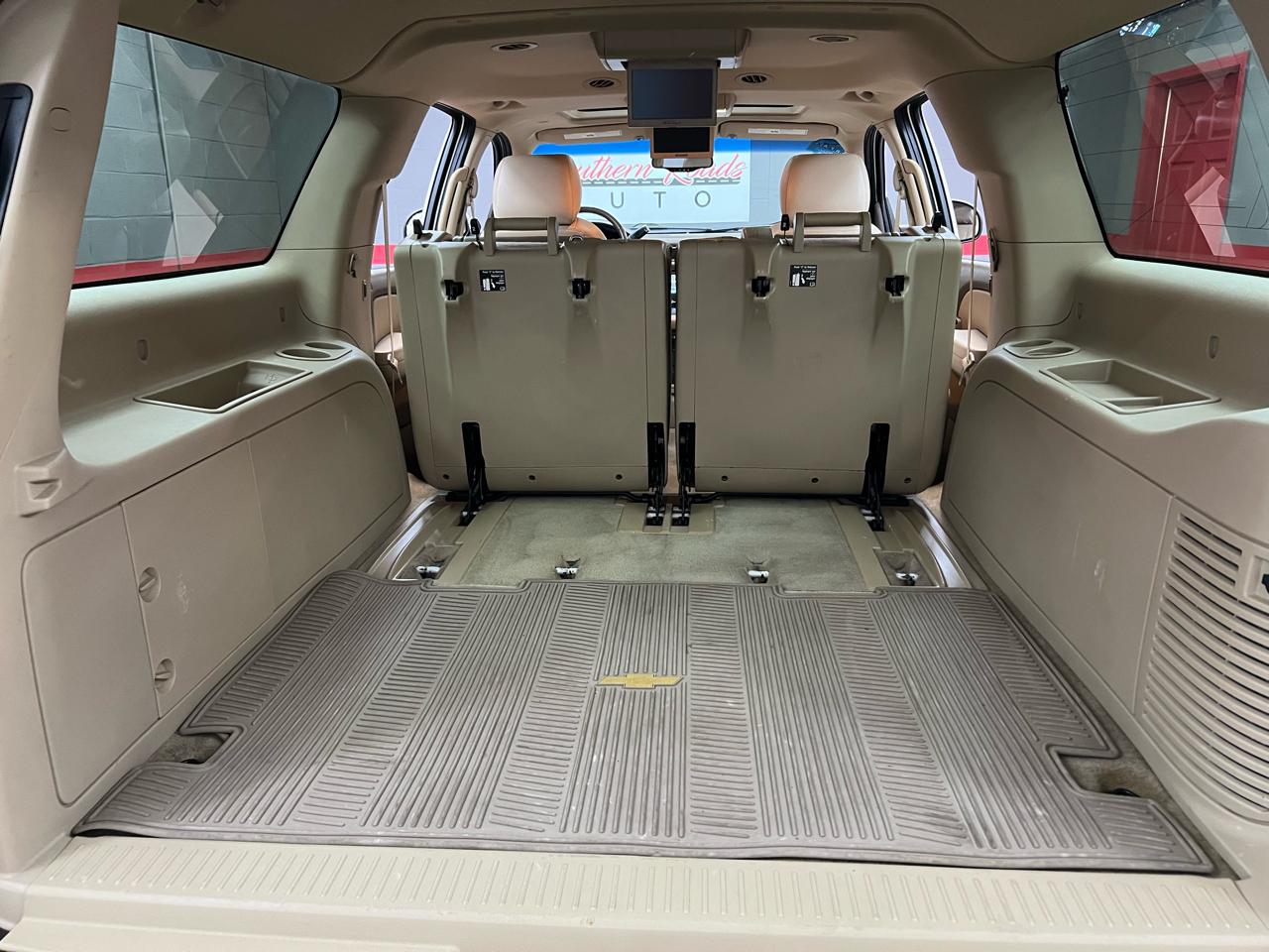 Chevrolet Suburban LTZ 1500 4WD 2012