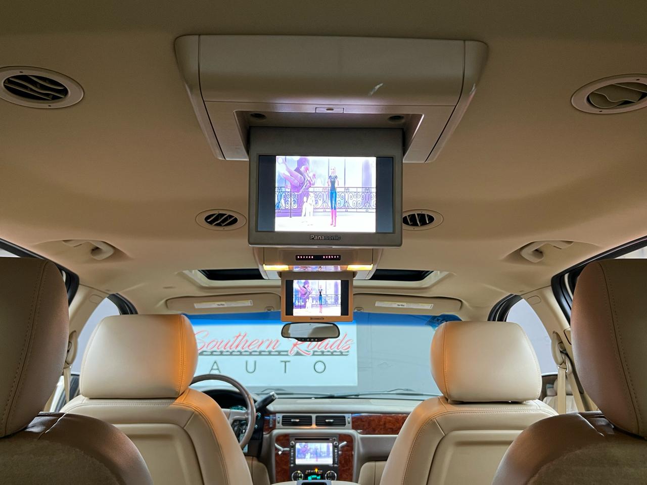 Chevrolet Suburban LTZ 1500 4WD 2012