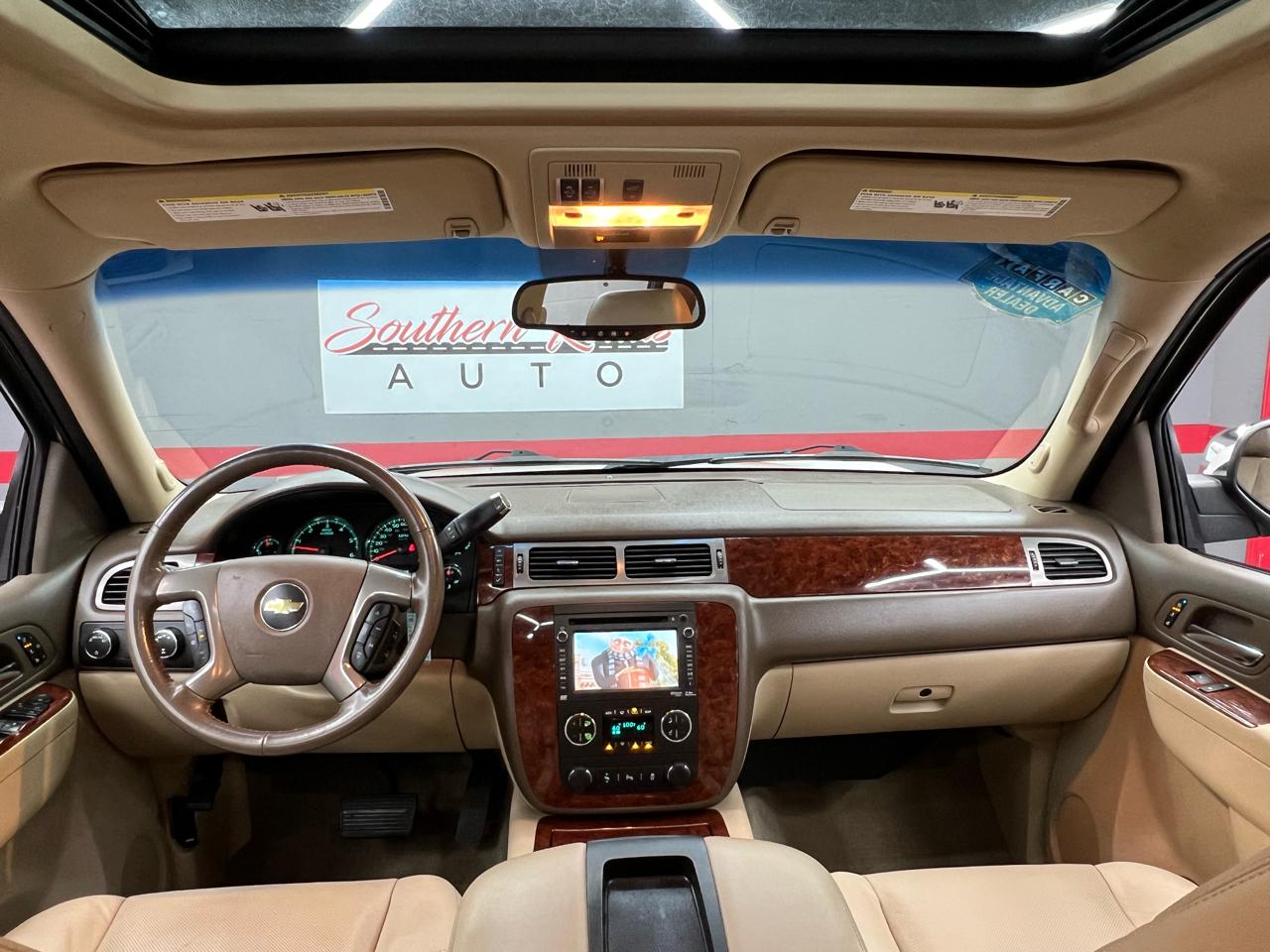 Chevrolet Suburban LTZ 1500 4WD 2012