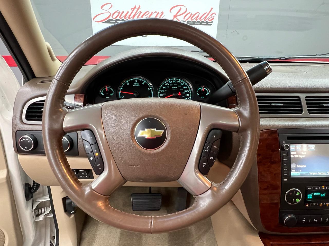 Chevrolet Suburban LTZ 1500 4WD 2012