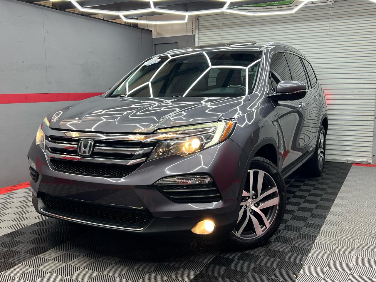 2018 Honda Pilot Touring 2WD
