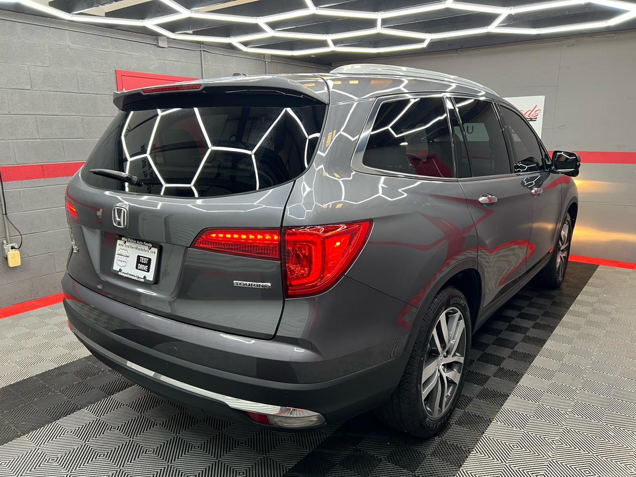 Honda Pilot Touring 2WD 2018