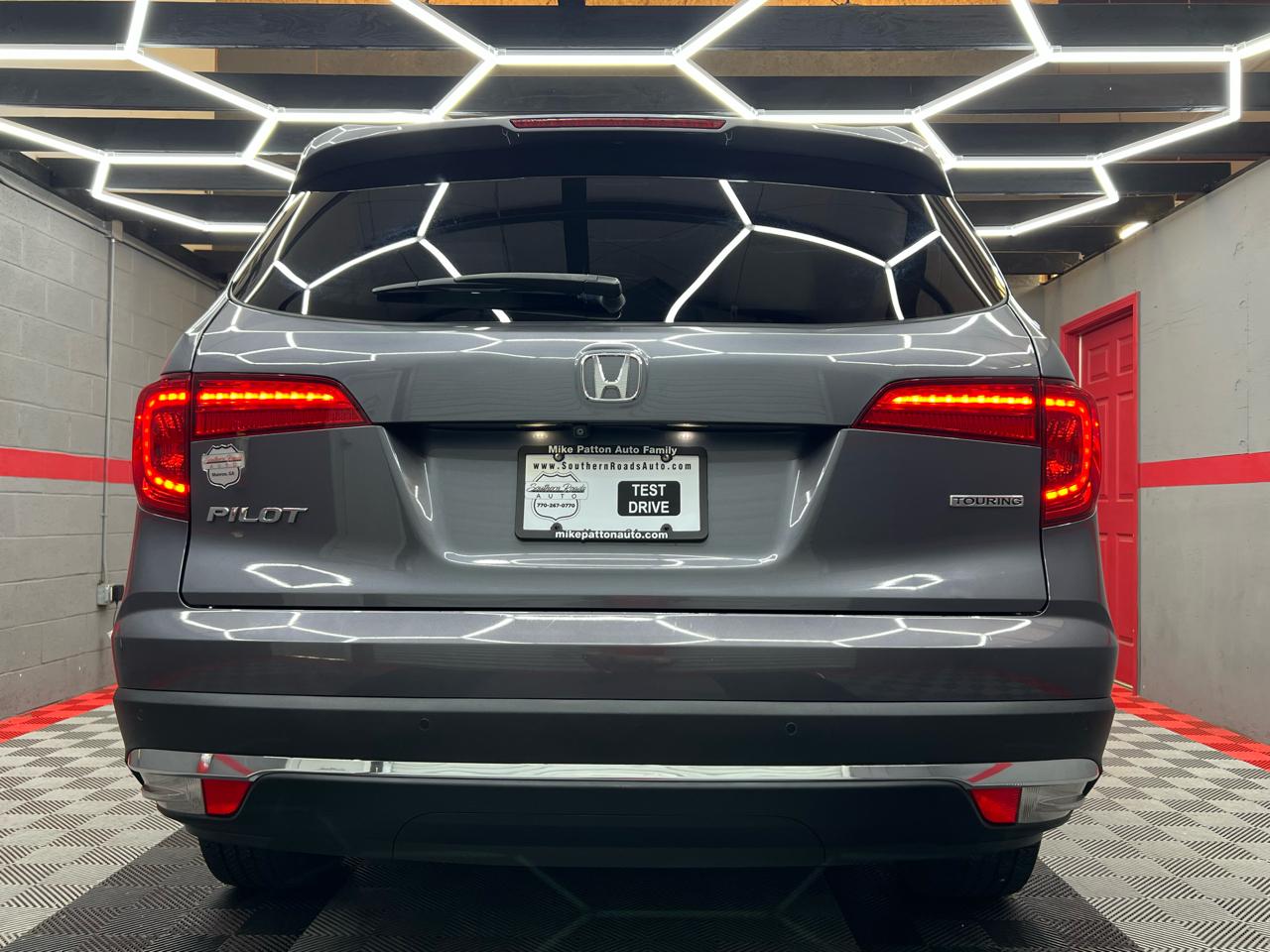Honda Pilot Touring 2WD 2018