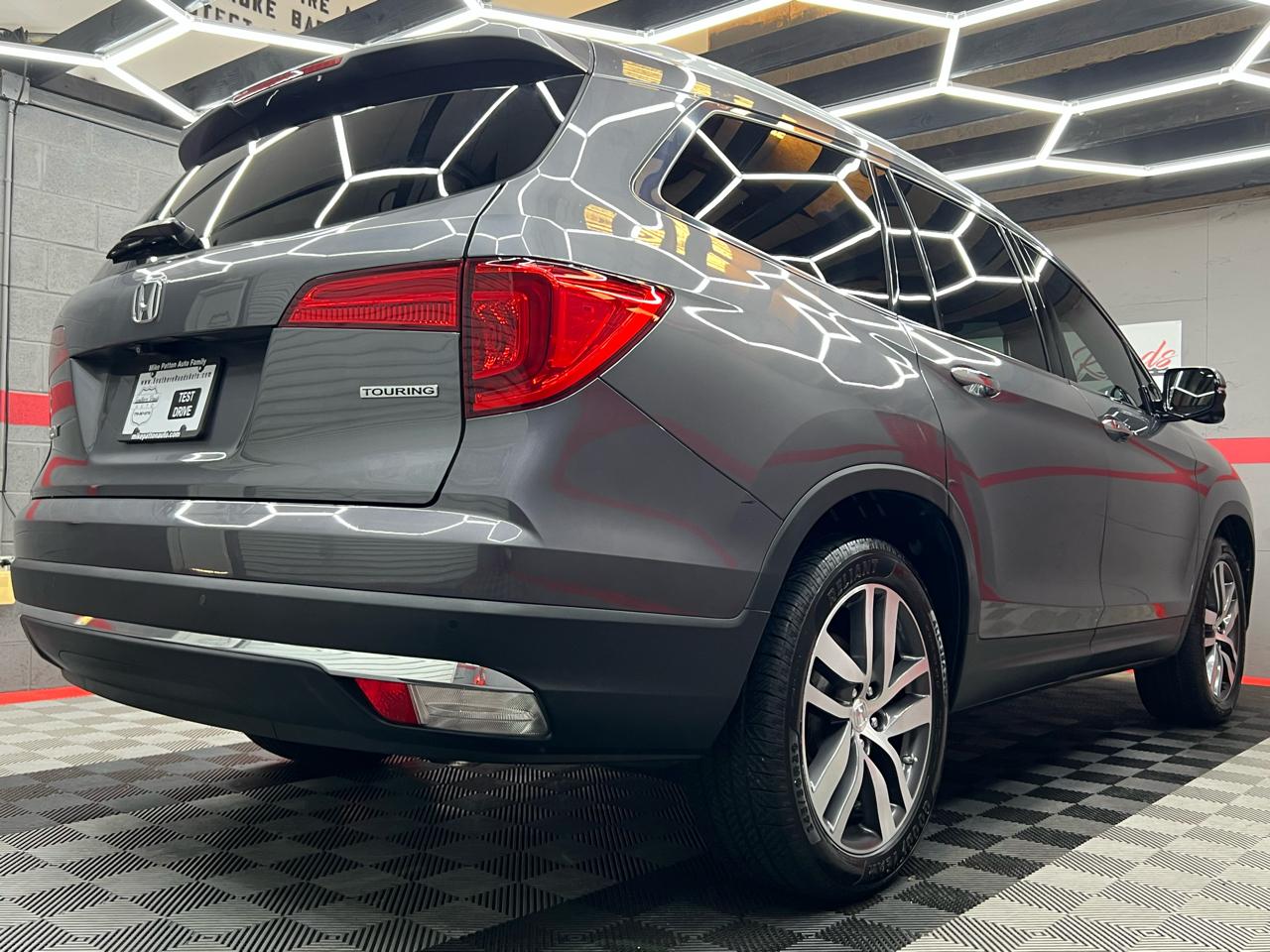Honda Pilot Touring 2WD 2018