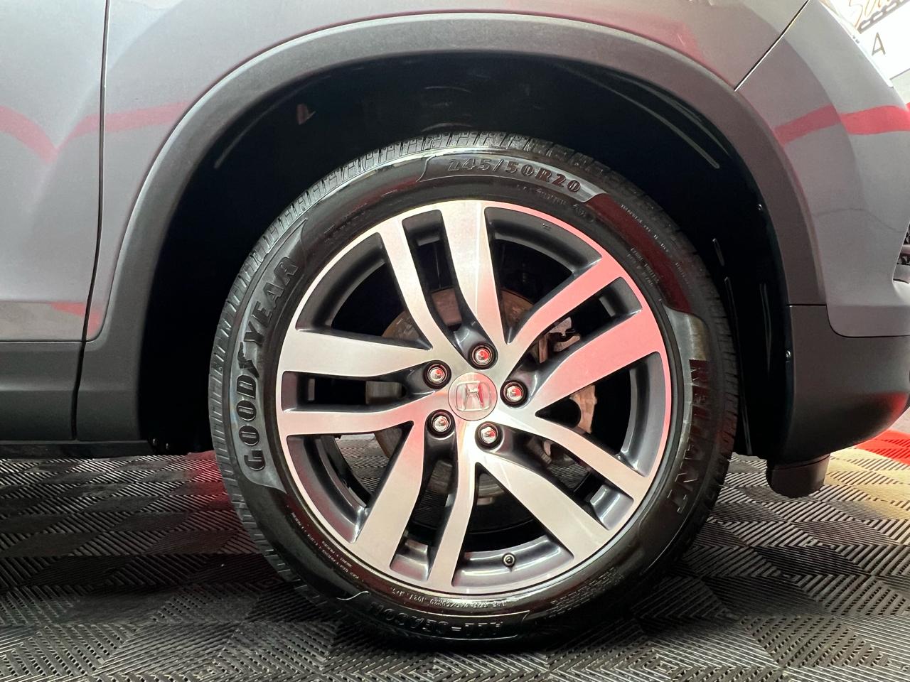 Honda Pilot Touring 2WD 2018