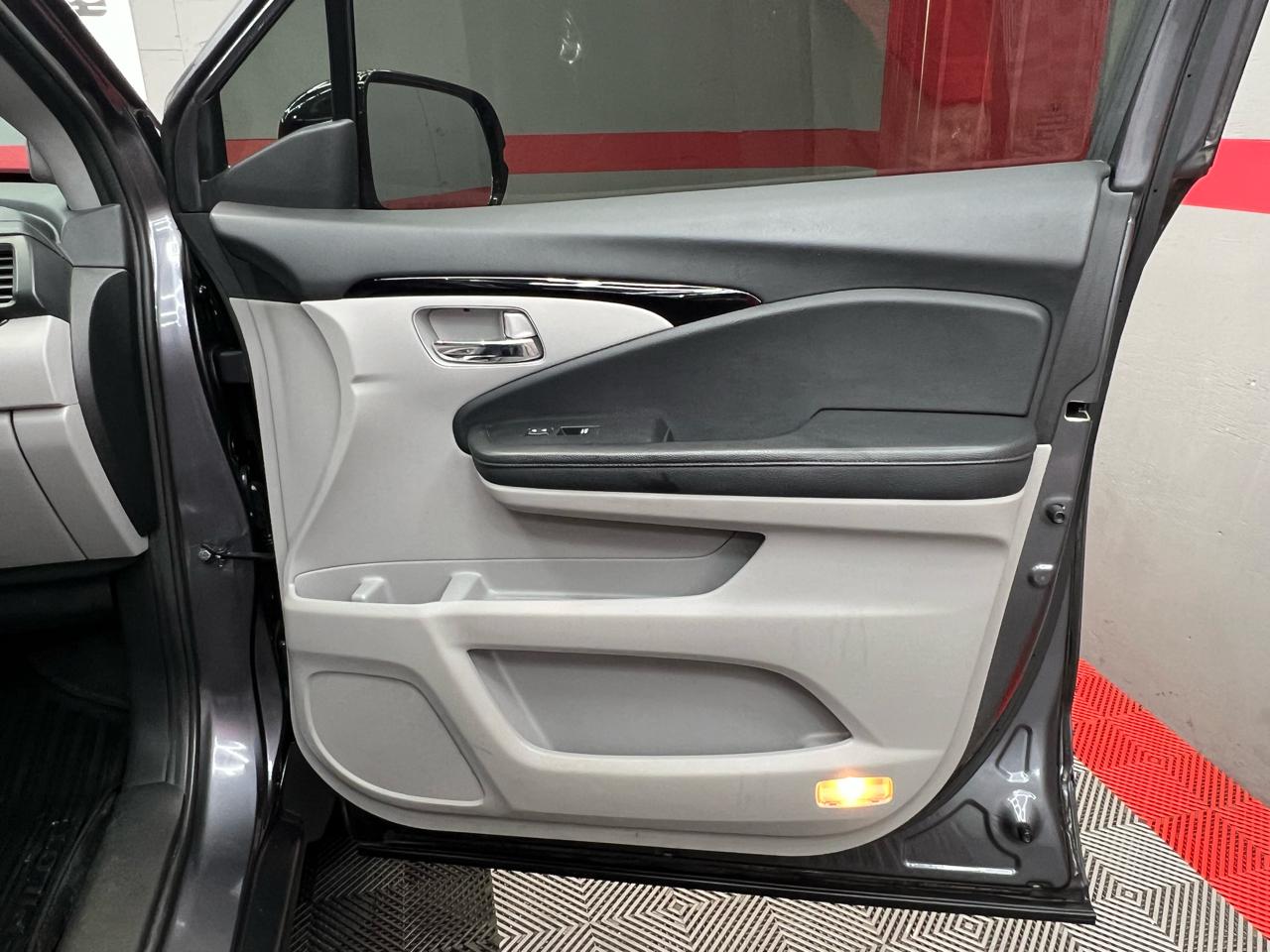 Honda Pilot Touring 2WD 2018